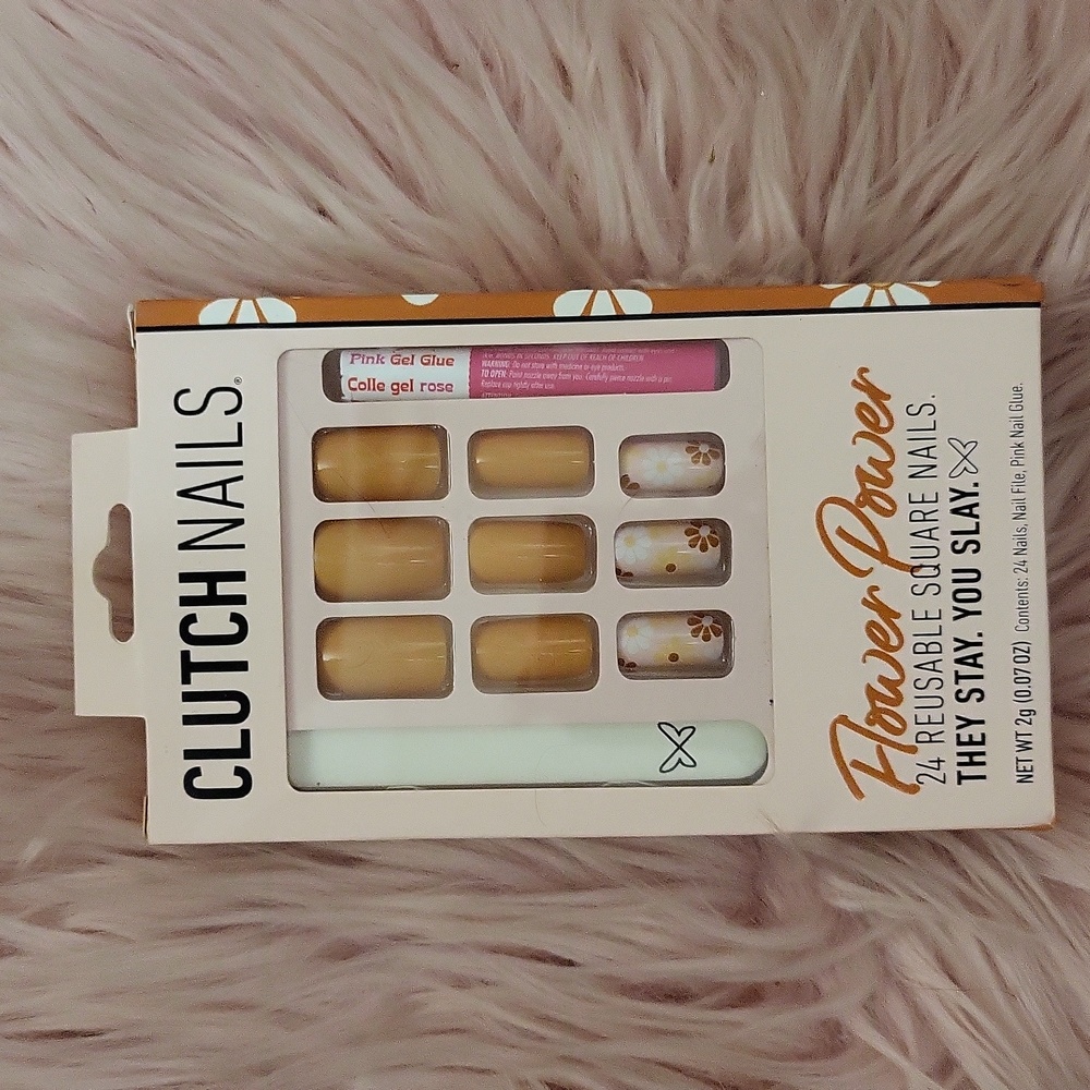 Brand New CLUTCH NAILS False Nails-L